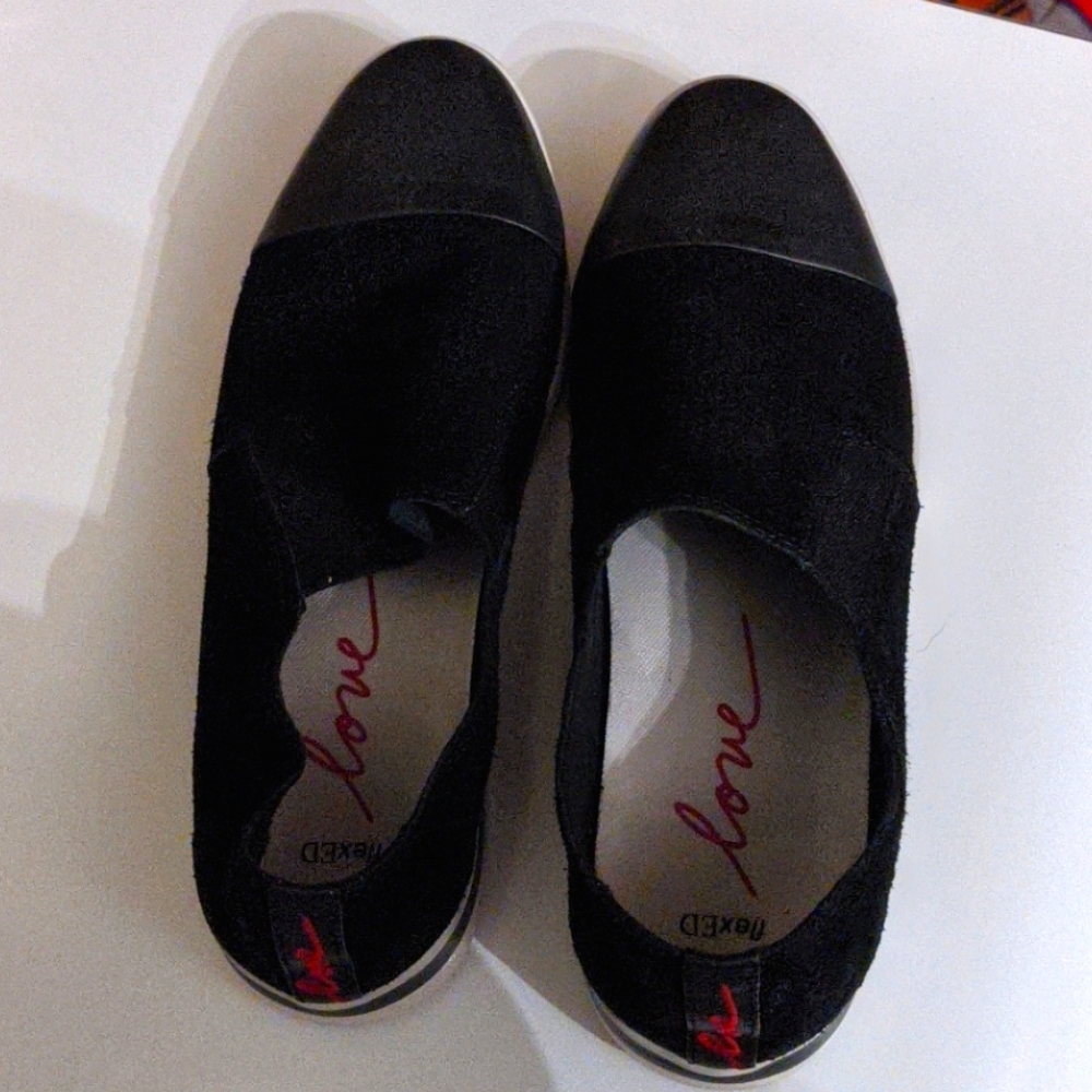 Women size7 FlexED Aviana Shoe